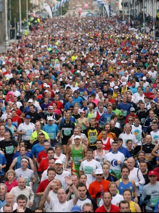 Some of the 12,750 people who took part in the 2009 Dublin City Marathon.